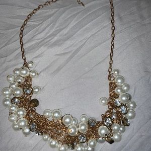 Statement necklace